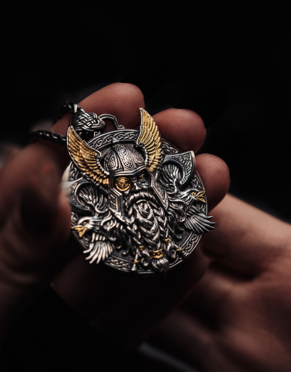 Odin Creation Celtic Pendant Necklace